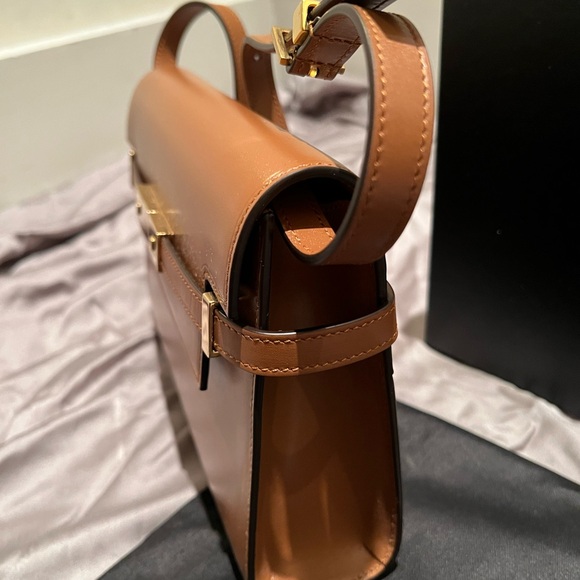 Sold out everywhere! Saint Laurent Small Manhattan in Brown! - Picture 8 of 9